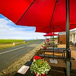 Bellbridge House 3*