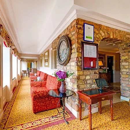 Bellbridge House 3* سبانيش بوينت